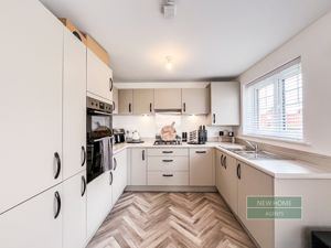 Photo 21- click for photo gallery